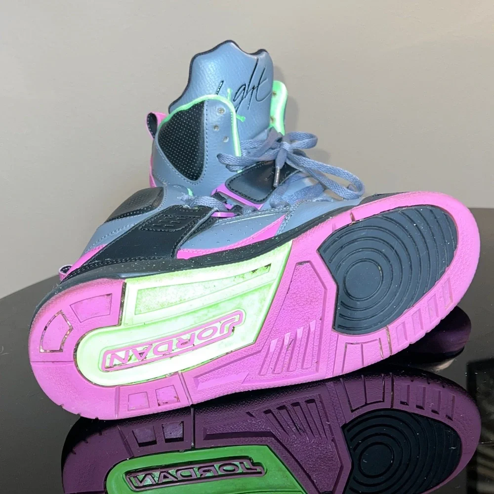 Jordan Flight 45 High GS Cool Grey Flash Lime Club Pink Size 5Y Sneakers 6.5 Wom